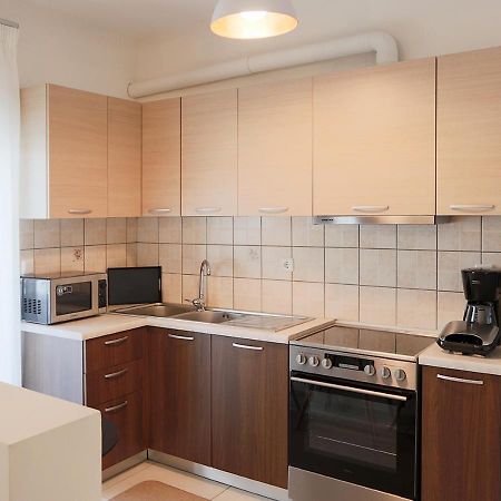 V Luxury Apartment 1 Ioannina Extérieur photo