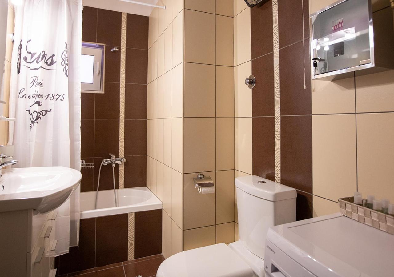 V Luxury Apartment 1 Ioannina Extérieur photo